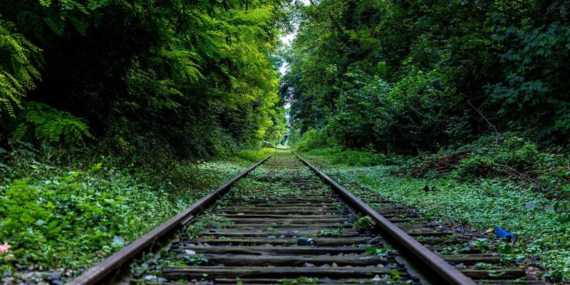 微米级精度如何实现？解析江苏奥汉在光学仪器精密部件加工中的核心实践